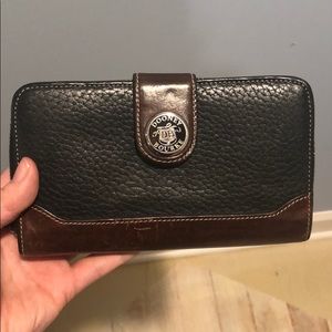 Vintage Dooney & Bourke wallet